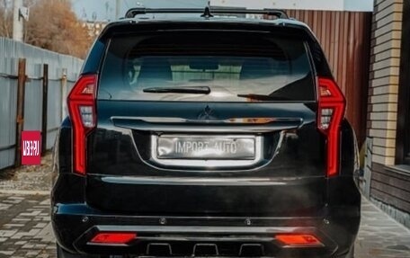 Mitsubishi Pajero Sport III рестайлинг, 2020 год, 4 000 000 рублей, 8 фотография