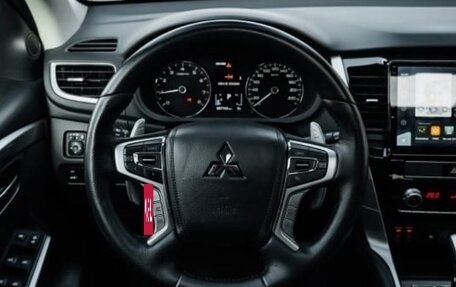 Mitsubishi Pajero Sport III рестайлинг, 2020 год, 4 000 000 рублей, 12 фотография
