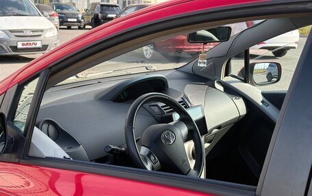 Toyota Yaris III рестайлинг, 2008 год, 500 000 рублей, 4 фотография