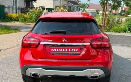 Mercedes-Benz GLA, 2019 год, 2 600 000 рублей, 5 фотография