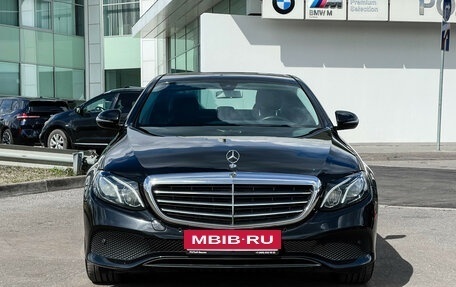 Mercedes-Benz E-Класс, 2020 год, 2 997 000 рублей, 2 фотография
