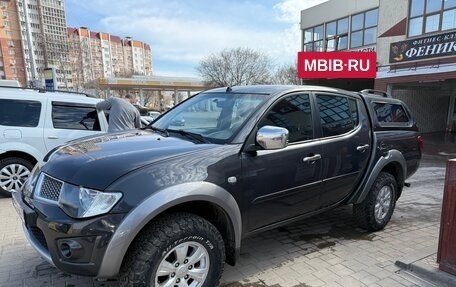 Mitsubishi L200 IV рестайлинг, 2013 год, 1 699 000 рублей, 1 фотография
