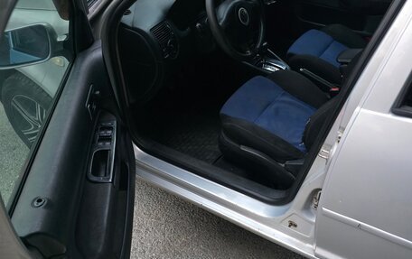 Volkswagen Golf IV, 2000 год, 305 000 рублей, 11 фотография