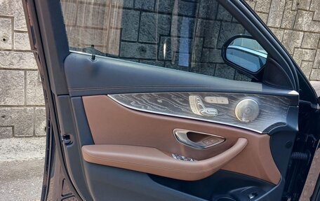 Mercedes-Benz E-Класс, 2021 год, 4 600 000 рублей, 18 фотография