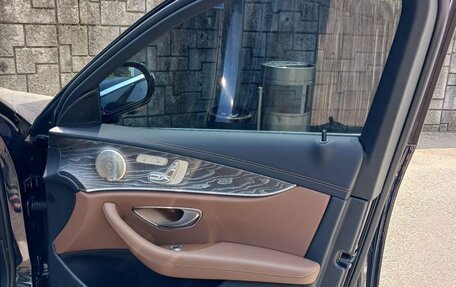 Mercedes-Benz E-Класс, 2021 год, 4 600 000 рублей, 28 фотография