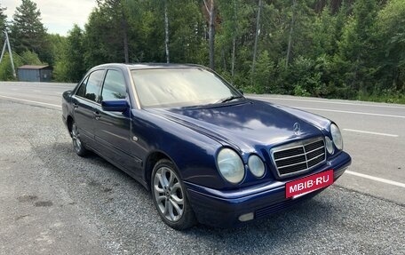 Mercedes-Benz E-Класс, 1996 год, 320 000 рублей, 3 фотография