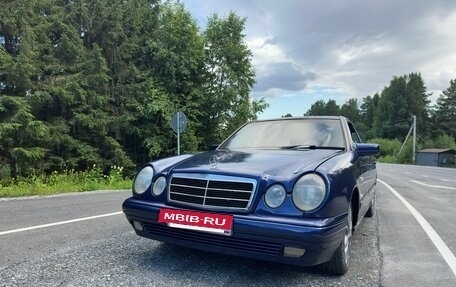 Mercedes-Benz E-Класс, 1996 год, 320 000 рублей, 2 фотография