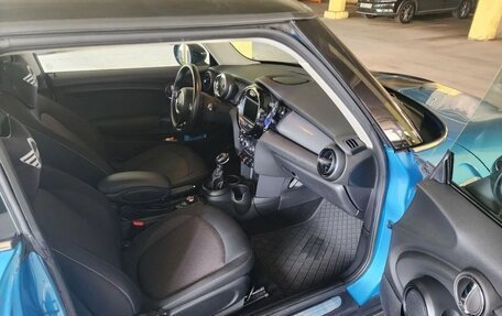 MINI Hatch, 2017 год, 1 950 000 рублей, 8 фотография