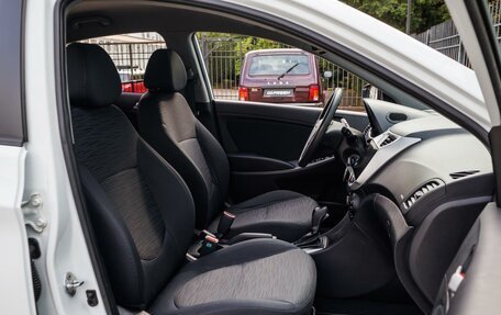 Hyundai Solaris II рестайлинг, 2015 год, 1 195 000 рублей, 10 фотография