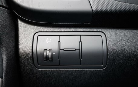Hyundai Solaris II рестайлинг, 2015 год, 1 195 000 рублей, 19 фотография