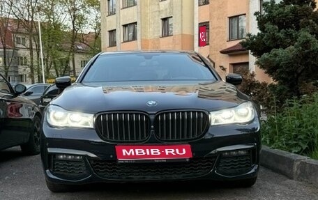 BMW 7 серия, 2018 год, 3 550 000 рублей, 1 фотография