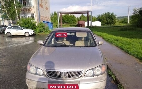 Nissan Cefiro III, 2000 год, 320 000 рублей, 1 фотография