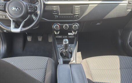 KIA Rio IV, 2020 год, 1 400 000 рублей, 10 фотография