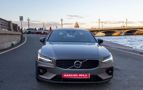 Volvo S60 III, 2019 год, 2 750 000 рублей, 4 фотография
