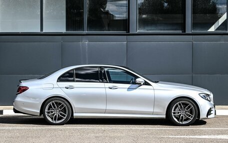 Mercedes-Benz E-Класс, 2016 год, 3 249 000 рублей, 5 фотография