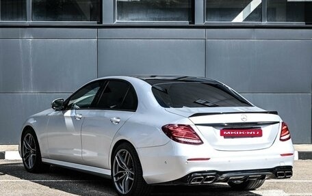 Mercedes-Benz E-Класс, 2016 год, 3 249 000 рублей, 2 фотография