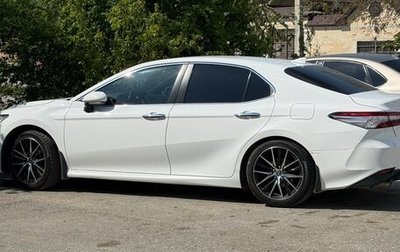 Toyota Camry, 2021 год, 1 950 000 рублей, 1 фотография