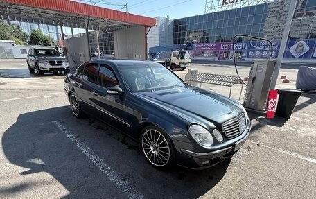 Mercedes-Benz E-Класс, 2003 год, 850 000 рублей, 3 фотография