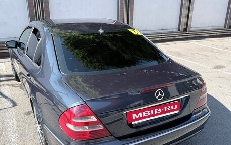 Mercedes-Benz E-Класс, 2003 год, 850 000 рублей, 6 фотография