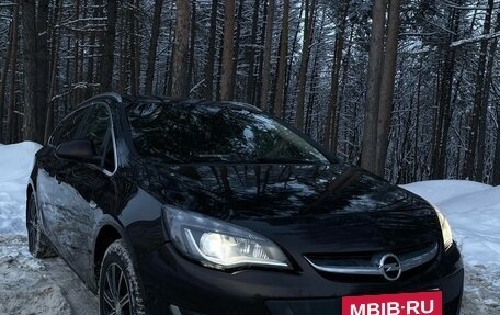 Opel Astra J, 2015 год, 820 000 рублей, 7 фотография