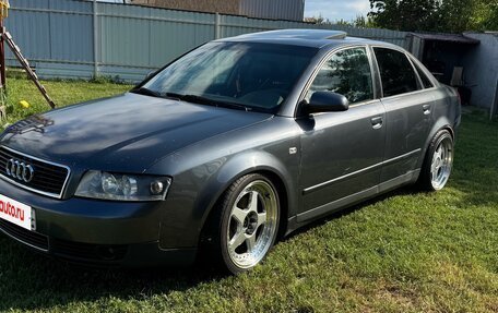 Audi A4, 2002 год, 450 000 рублей, 2 фотография