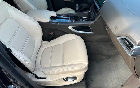 Jaguar F-Pace, 2020 год, 3 190 000 рублей, 7 фотография