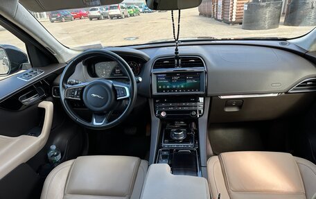 Jaguar F-Pace, 2020 год, 3 190 000 рублей, 9 фотография