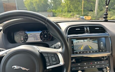Jaguar F-Pace, 2020 год, 3 190 000 рублей, 16 фотография