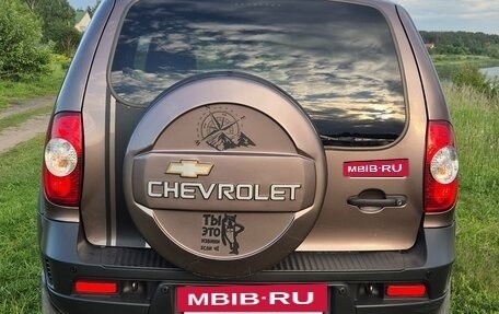Chevrolet Niva I рестайлинг, 2019 год, 810 000 рублей, 2 фотография