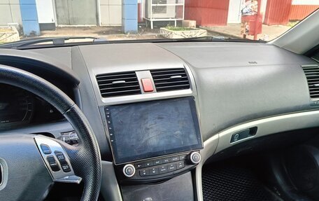 Honda Accord VII рестайлинг, 2003 год, 860 000 рублей, 15 фотография