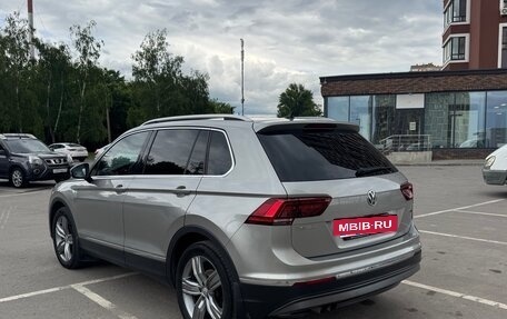 Volkswagen Tiguan II, 2018 год, 2 550 000 рублей, 6 фотография