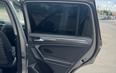 Volkswagen Tiguan II, 2018 год, 2 550 000 рублей, 16 фотография