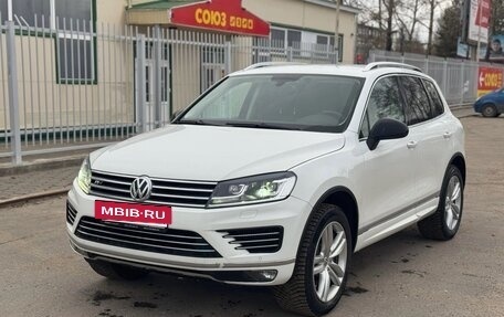 Volkswagen Touareg III, 2017 год, 2 700 000 рублей, 2 фотография