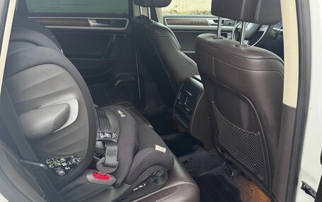 Volkswagen Touareg III, 2017 год, 2 700 000 рублей, 10 фотография
