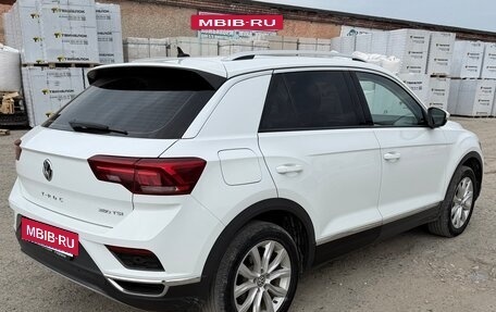 Volkswagen T-Roc I, 2020 год, 2 320 000 рублей, 5 фотография