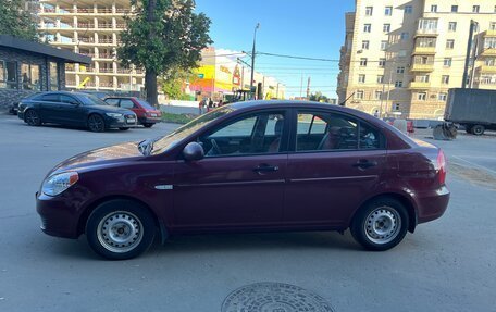 Hyundai Verna II, 2007 год, 430 000 рублей, 3 фотография