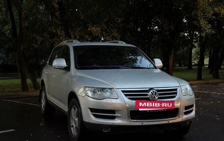 Volkswagen Touareg III, 2008 год, 730 000 рублей, 2 фотография
