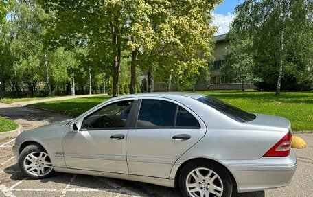 Mercedes-Benz C-Класс, 2003 год, 510 000 рублей, 21 фотография