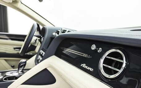 Bentley Bentayga I, 2025 год, 29 000 000 рублей, 18 фотография