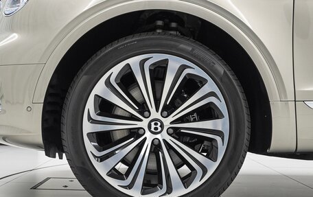 Bentley Bentayga I, 2025 год, 29 000 000 рублей, 22 фотография