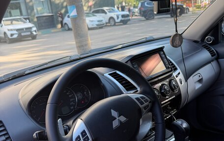 Mitsubishi Pajero Sport II рестайлинг, 2010 год, 1 900 000 рублей, 5 фотография
