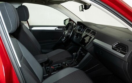 Volkswagen Tiguan II, 2020 год, 2 698 000 рублей, 6 фотография
