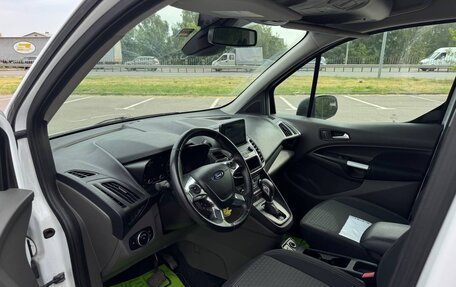 Ford Transit Connect, 2018 год, 2 500 000 рублей, 6 фотография