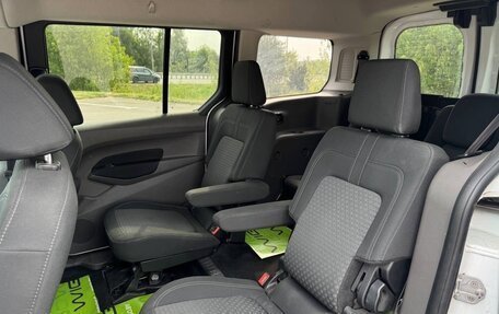Ford Transit Connect, 2018 год, 2 500 000 рублей, 17 фотография