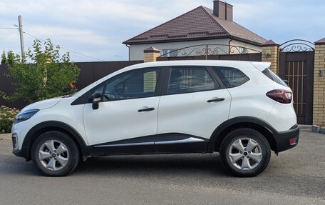 Renault Kaptur I рестайлинг, 2018 год, 1 200 000 рублей, 5 фотография