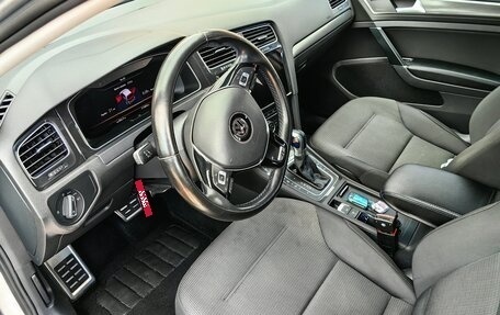 Volkswagen Golf VII, 2019 год, 1 900 000 рублей, 8 фотография