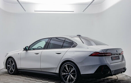 BMW 5 серия, 2024 год, 7 780 000 рублей, 3 фотография