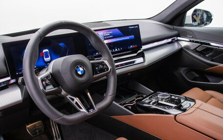 BMW 5 серия, 2024 год, 7 780 000 рублей, 10 фотография