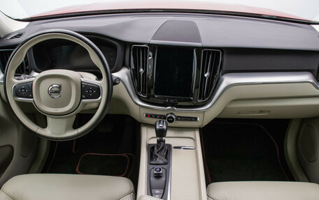 Volvo XC60 II, 2018 год, 3 490 000 рублей, 14 фотография