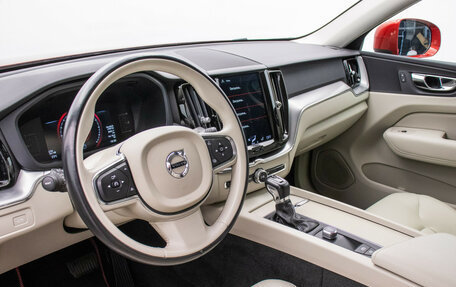 Volvo XC60 II, 2018 год, 3 490 000 рублей, 10 фотография